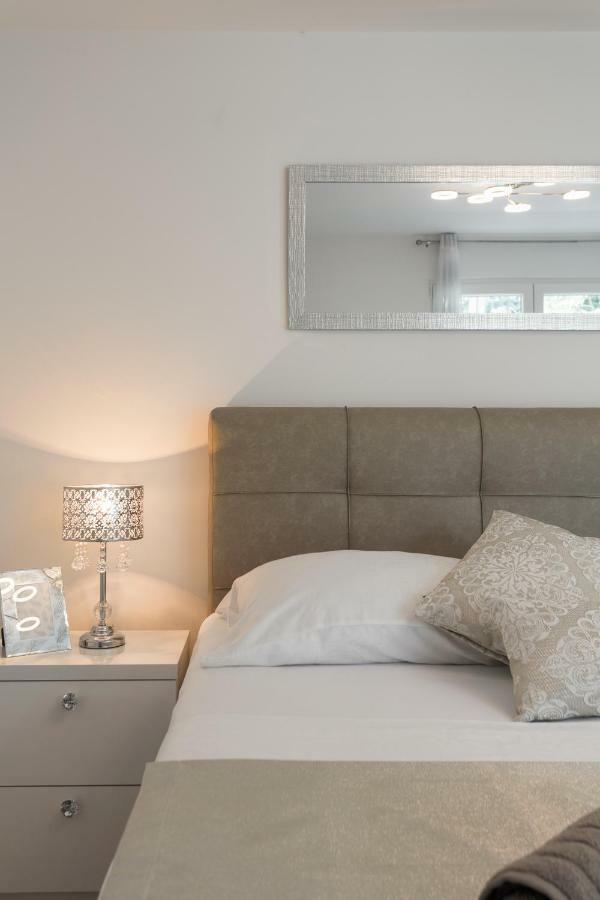 Luxury Apartment Bepo Split Exterior photo